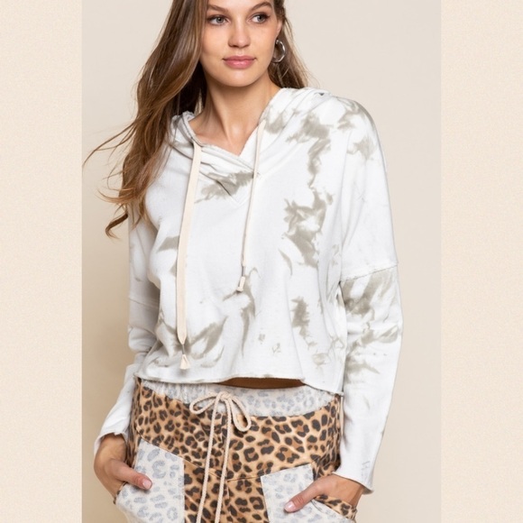 Last Dusky Sage Drop Cropped Tie Dye Hoodie - Picture 5 of 13